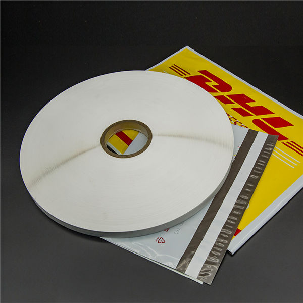 trvalá tesniaca páska